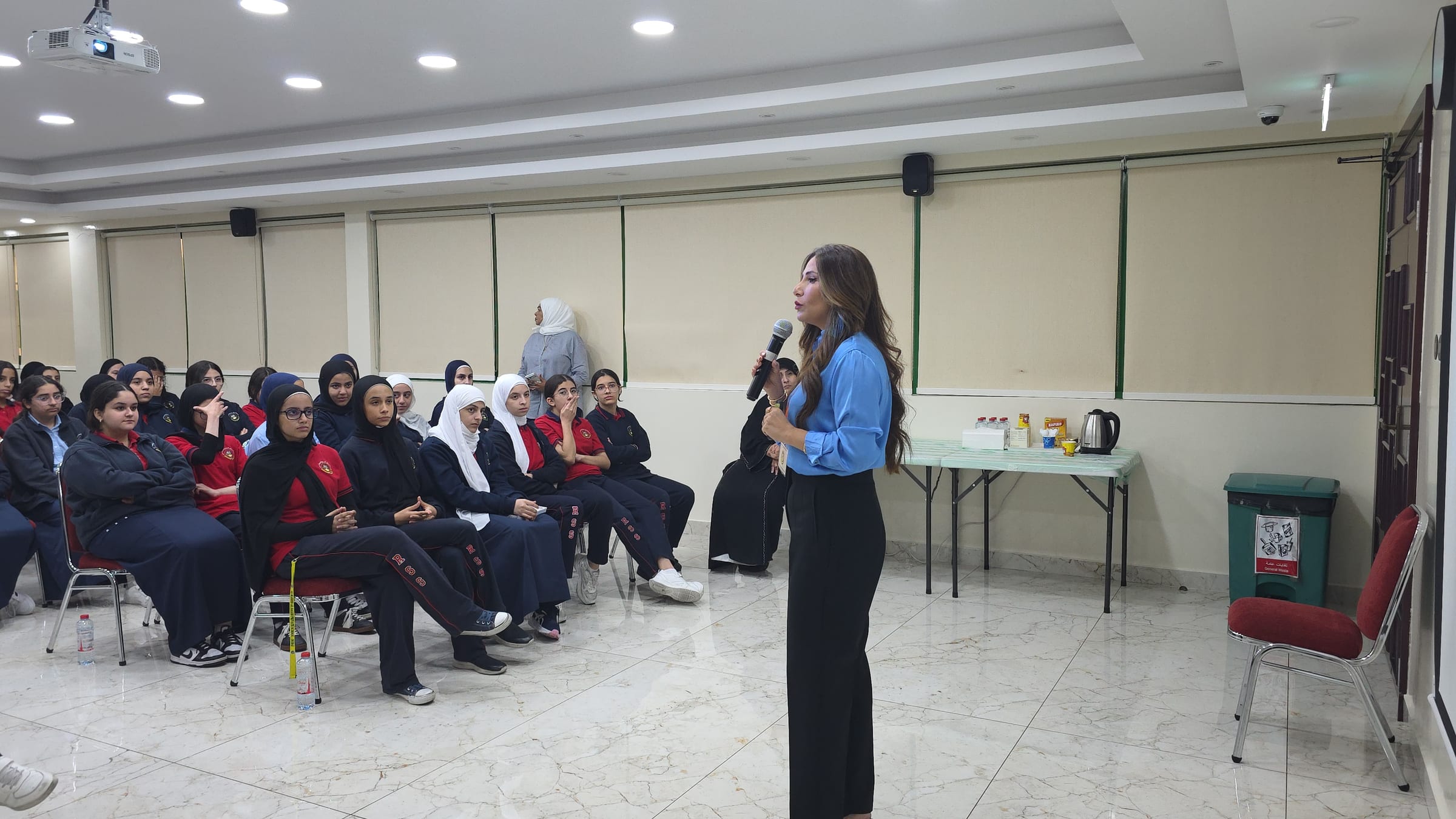 جلسة تفاعلية بعنوان ( القوة من الداخل ) بالتعاون مع مؤسسة إنجاز الإمارات