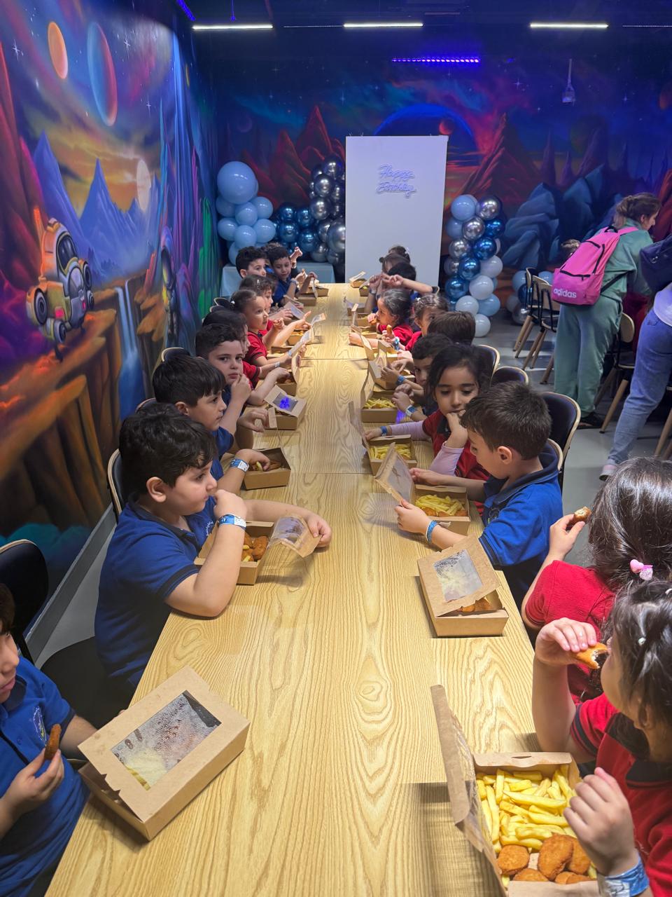 رحلة ترفيهية لطلبة الروضة الثانية إلى Black bunny في دبي