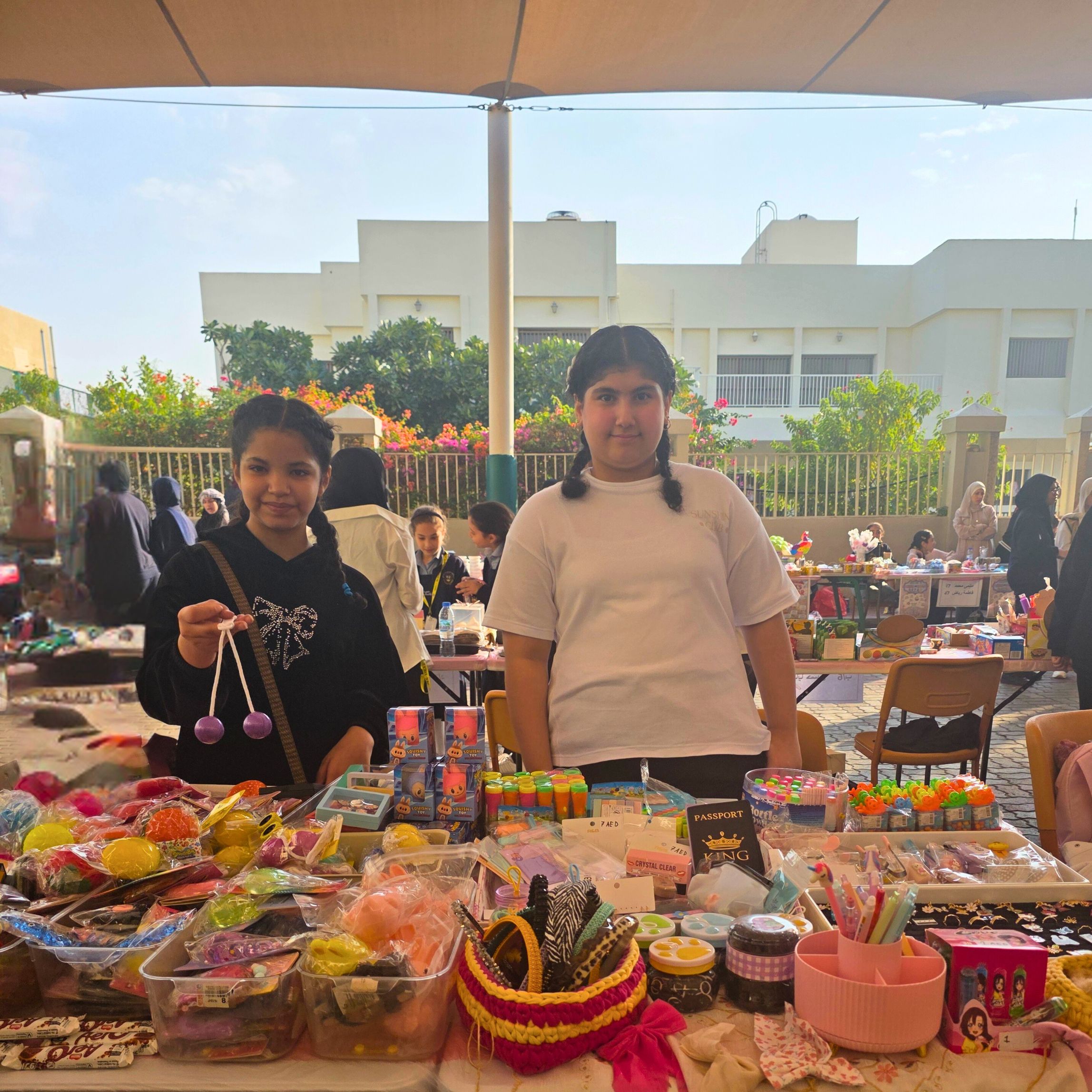 اسبوع التسوق - بنات