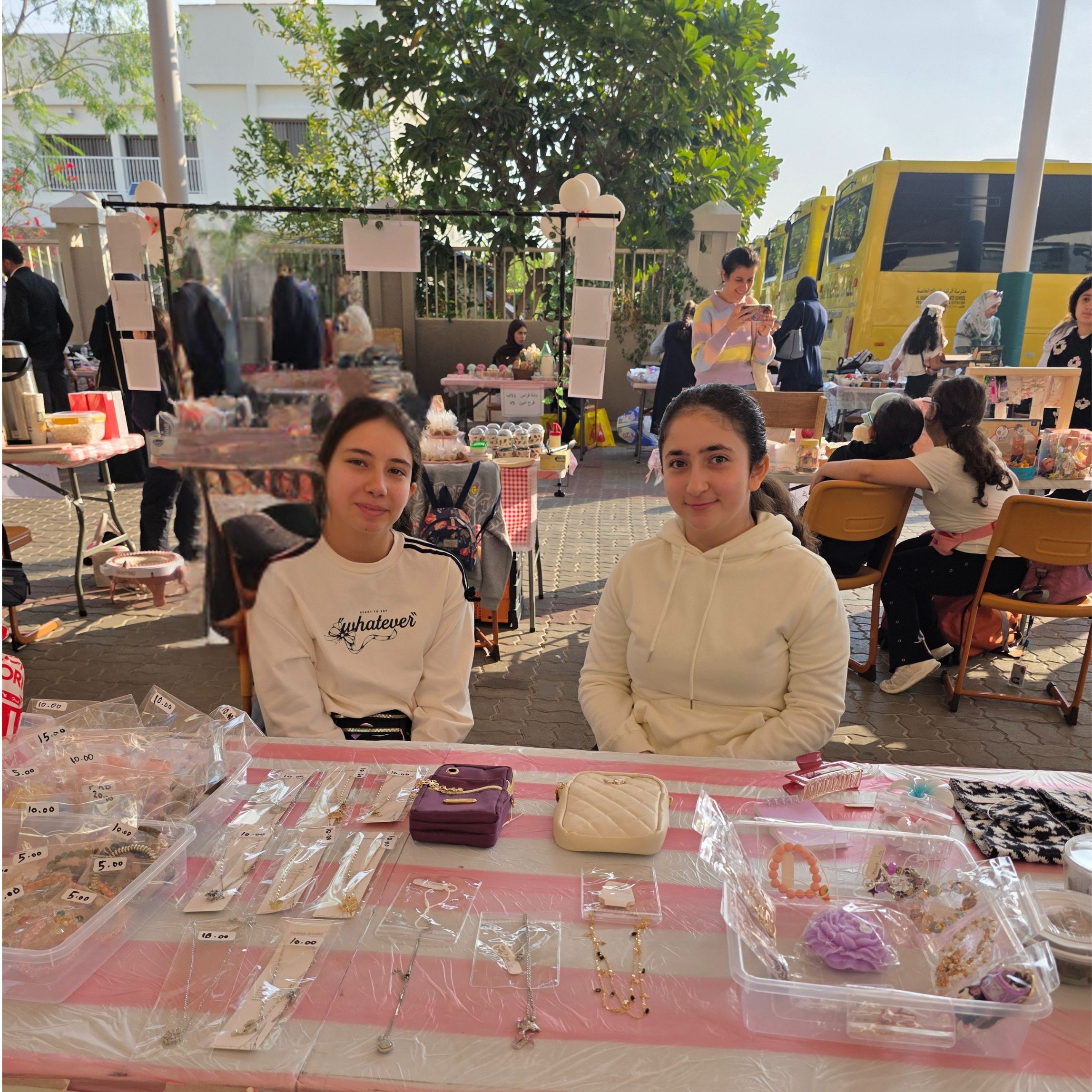 اسبوع التسوق - بنات