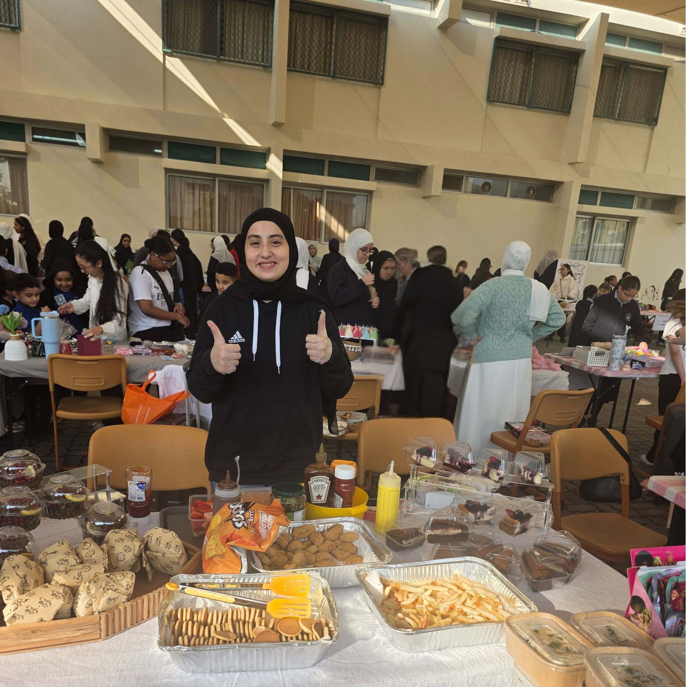 اسبوع التسوق - بنات