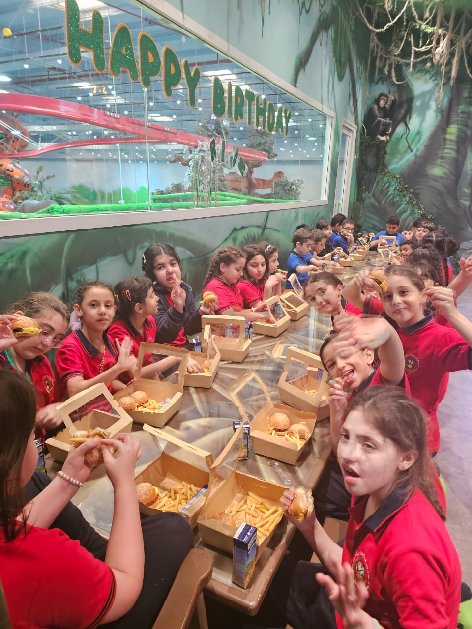 رحلة ترفيهية لطلبة الصف الثالث إلى Ready Set Go في دبي