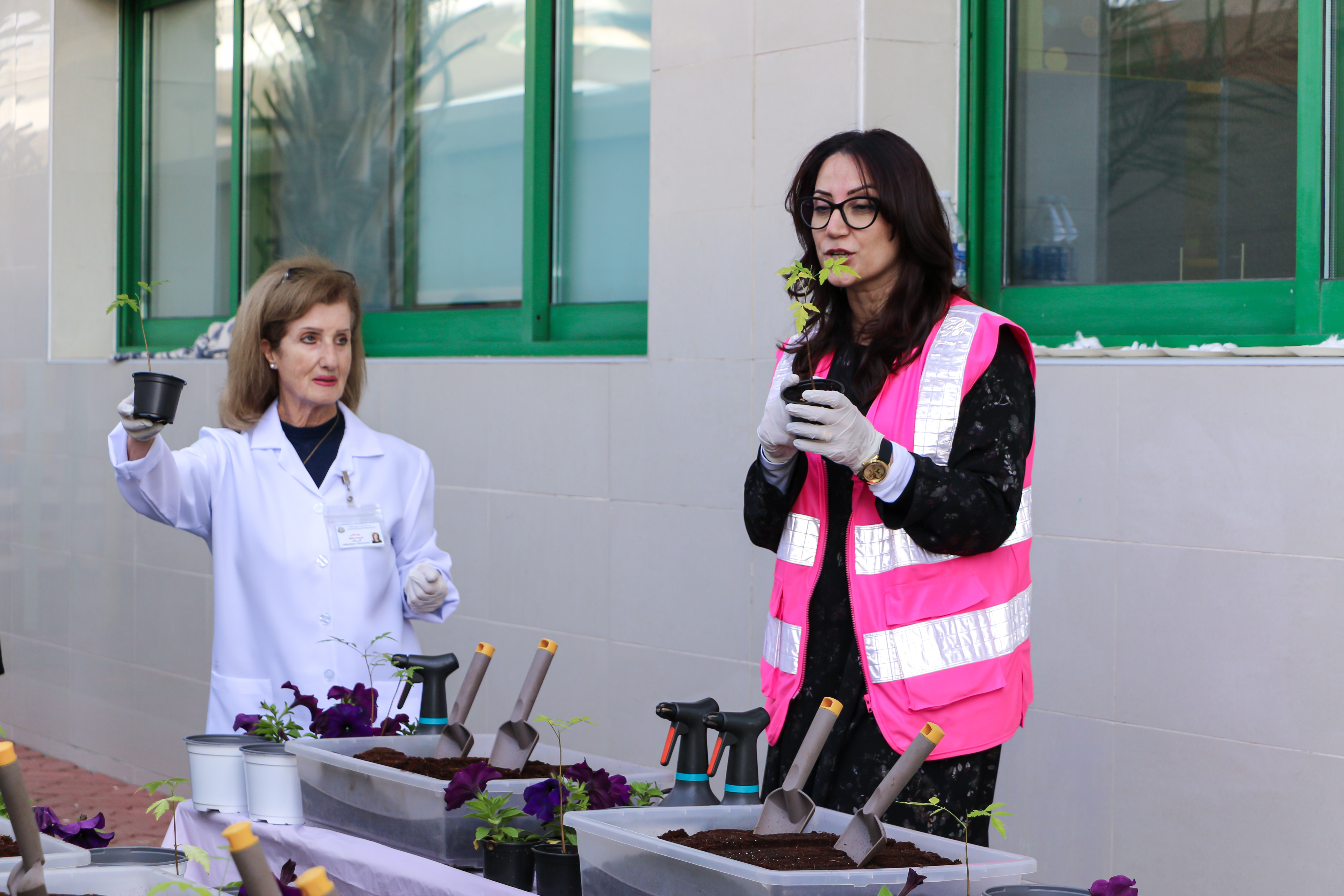 ورشة عمل زراعية ( ماذا ازرع في حديقتي ) بالتعاون مع بلدية دبي