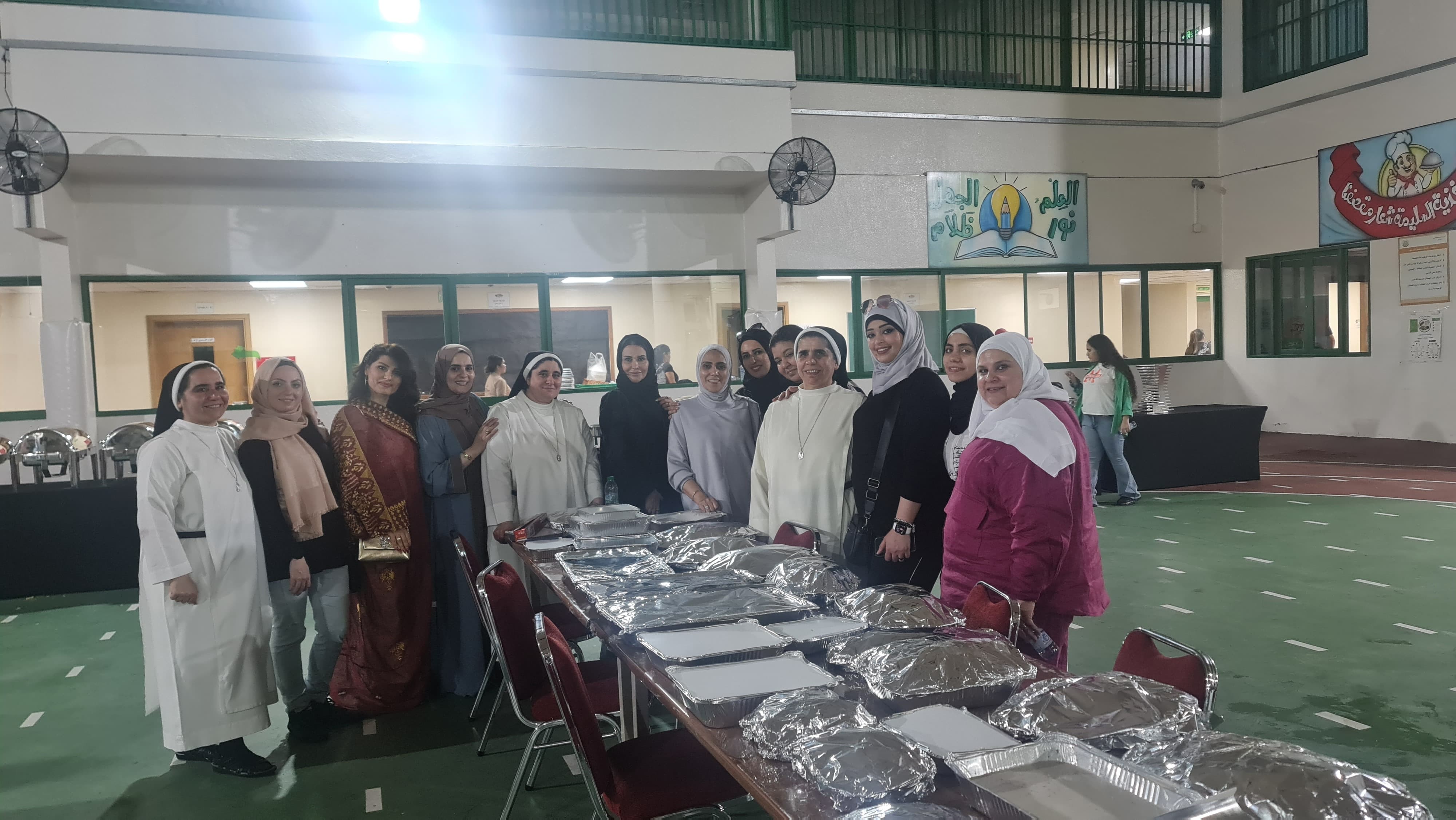 افطار رمضان لطالبات الصف الثاني عشر - بنات