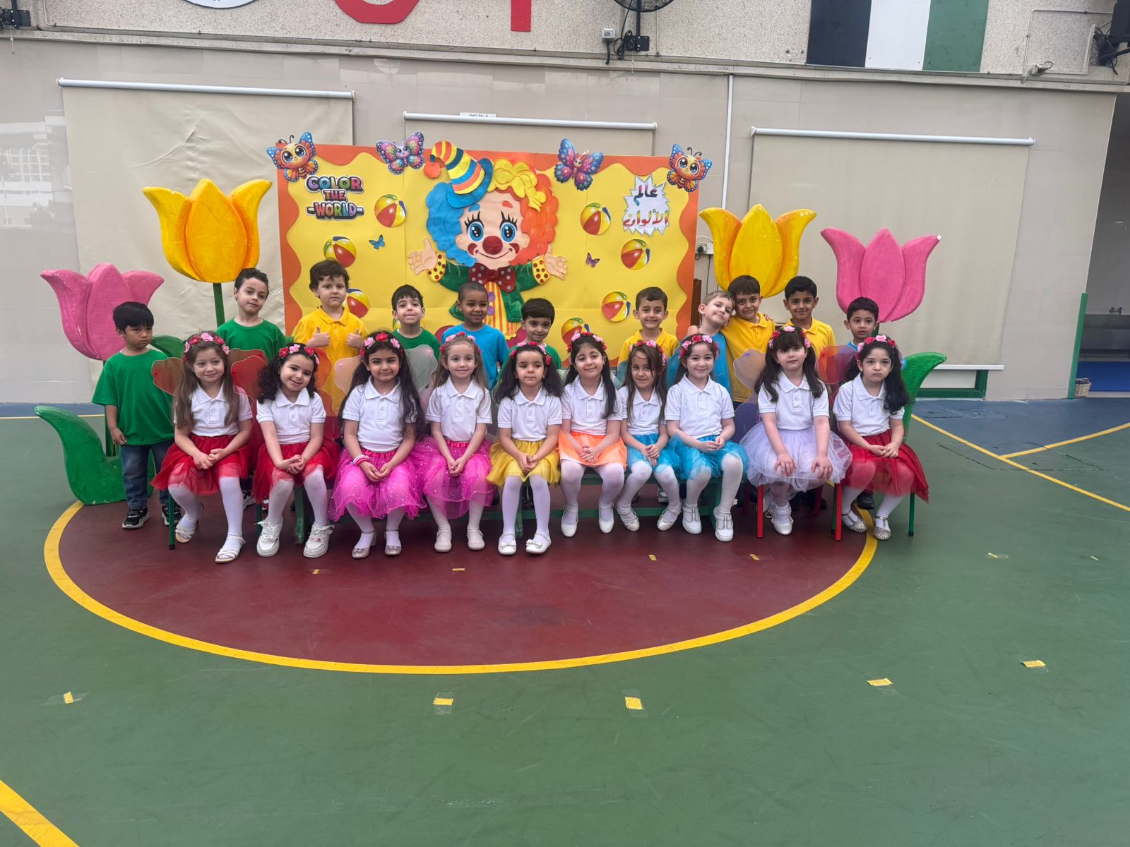 اذاعة للروضة الأولى (ح) بعنوان الألوان