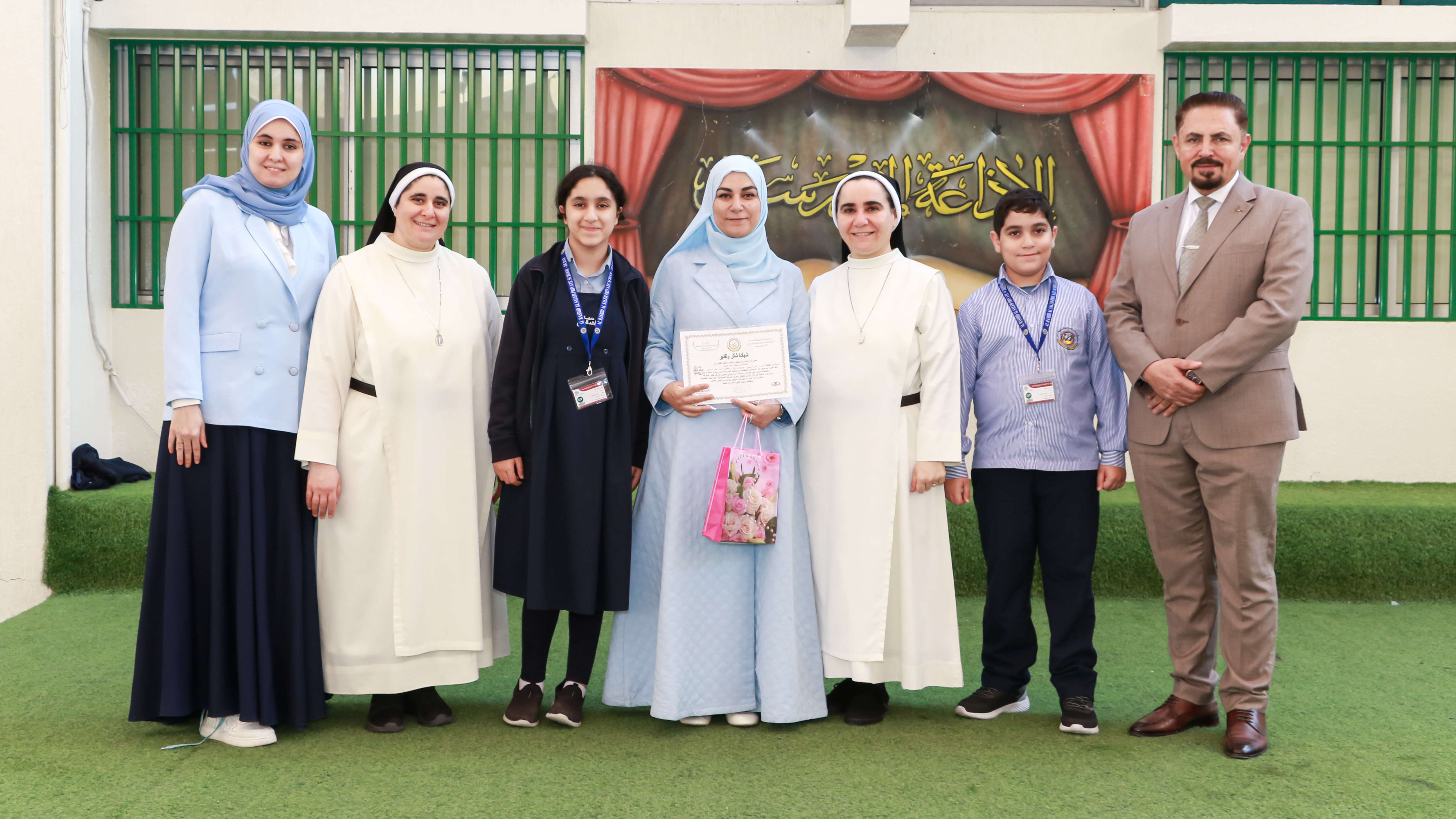 تكريم الطلبة الفائزين في مسابقة أفضل قارئ من المكتبة المدرسية