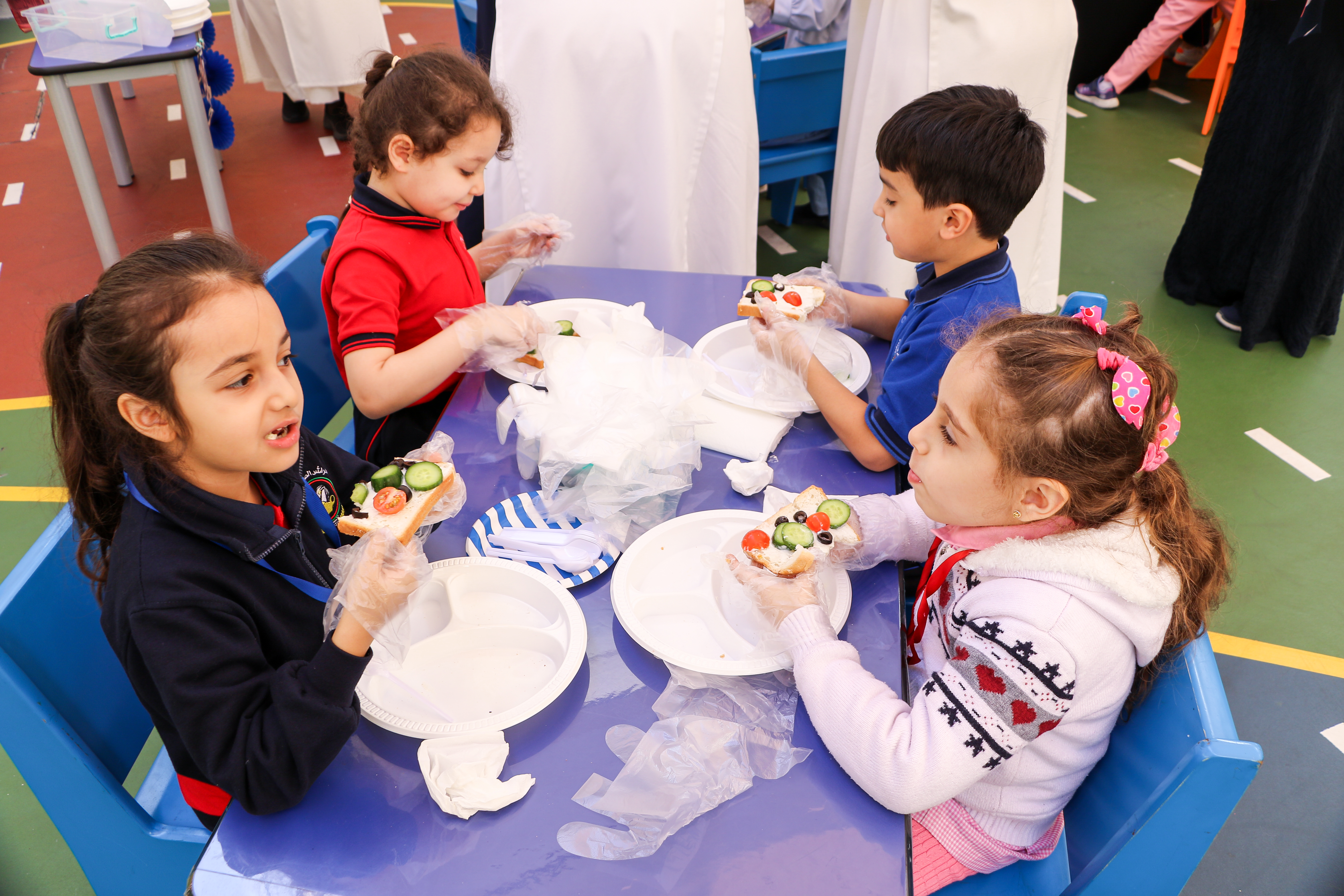 مهرجان الغذاء الصحي (healthy food festival) لأطفال الروضة الثانية