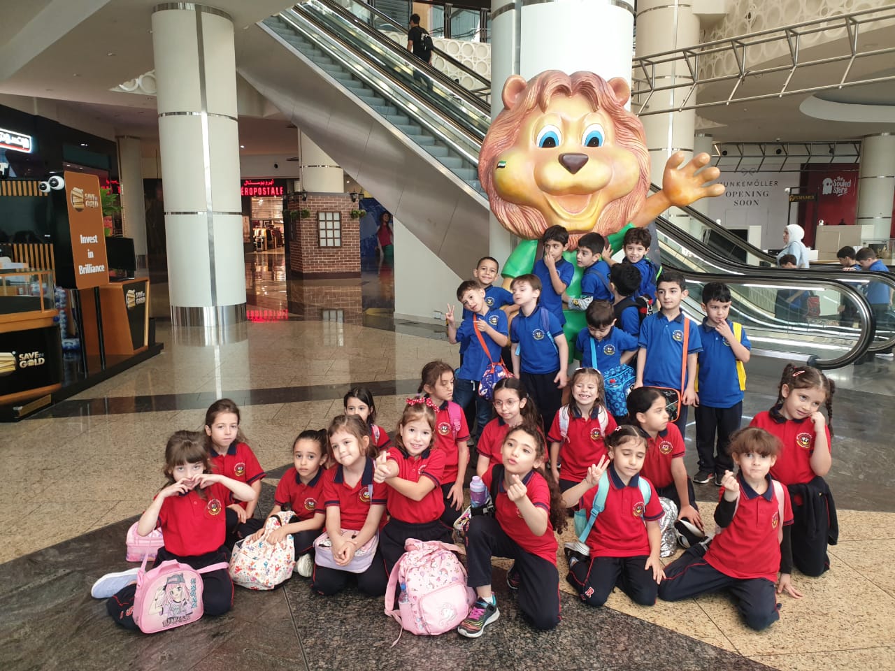 رحلة ترفيهية لطلاب الصف الاول إلى adventure land في مركز الصحارى 