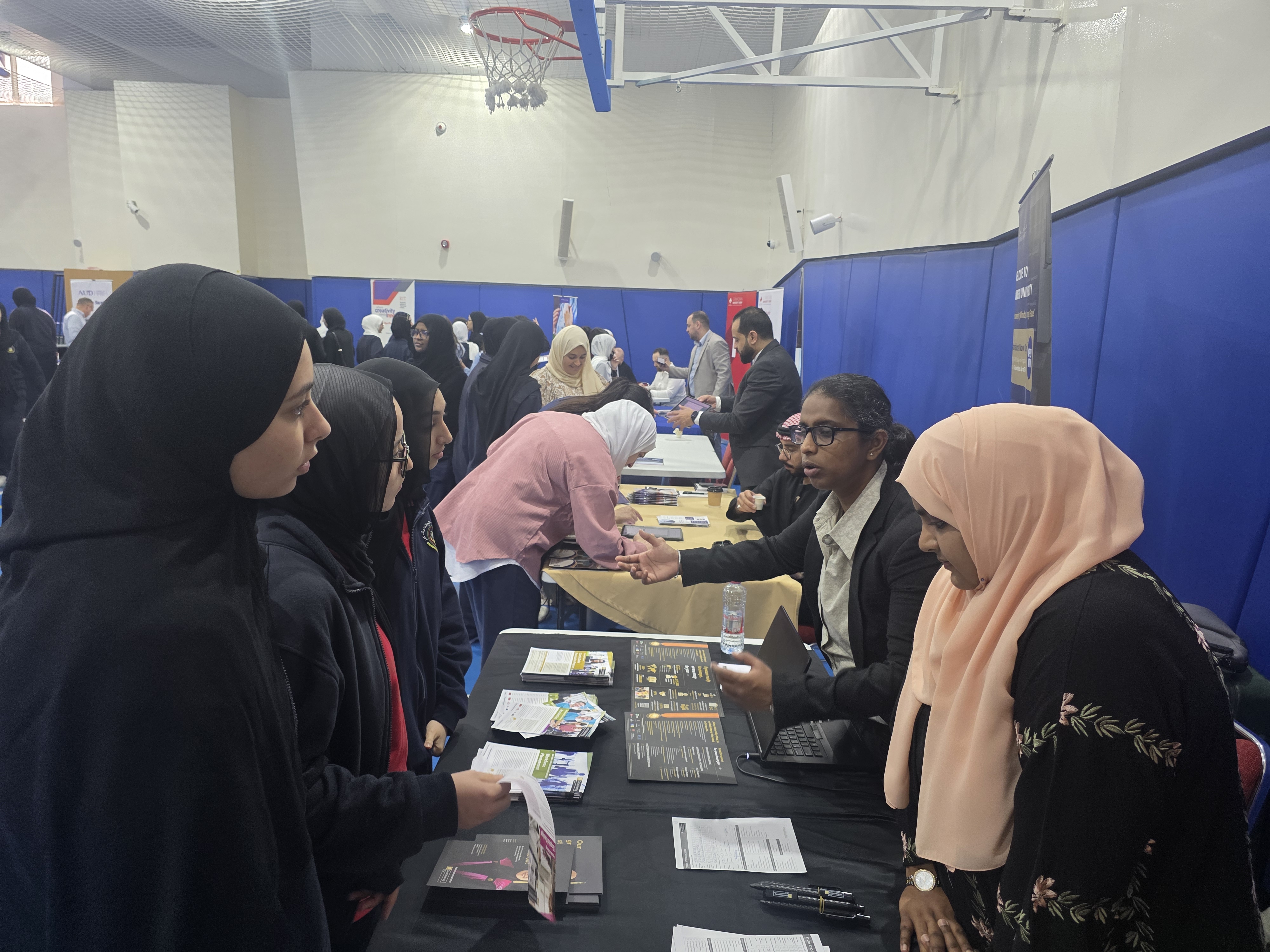 معرض الجامعات 2026-2025