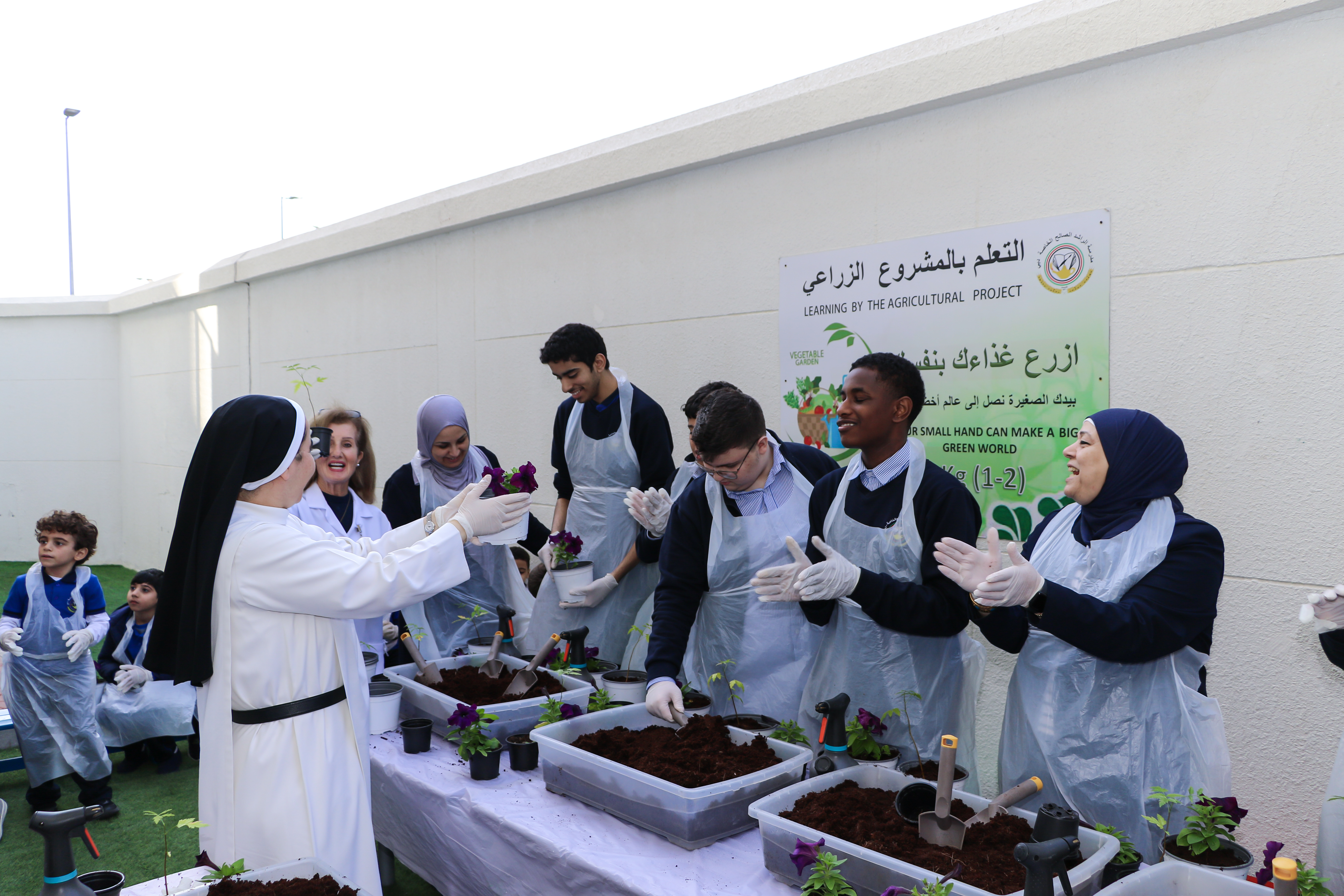 ورشة عمل زراعية ( ماذا ازرع في حديقتي ) بالتعاون مع بلدية دبي