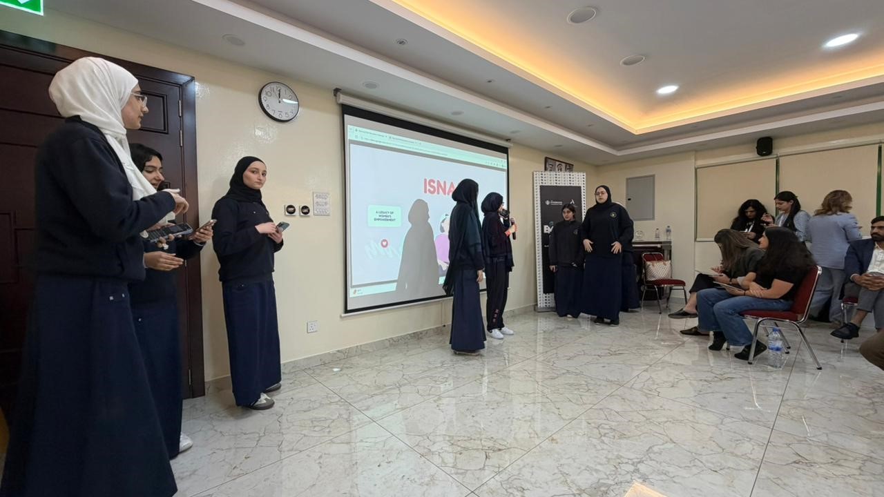 «مخيم الابتكار»  بنات بالتعاون مع مؤسسة إنجاز الإمارات 