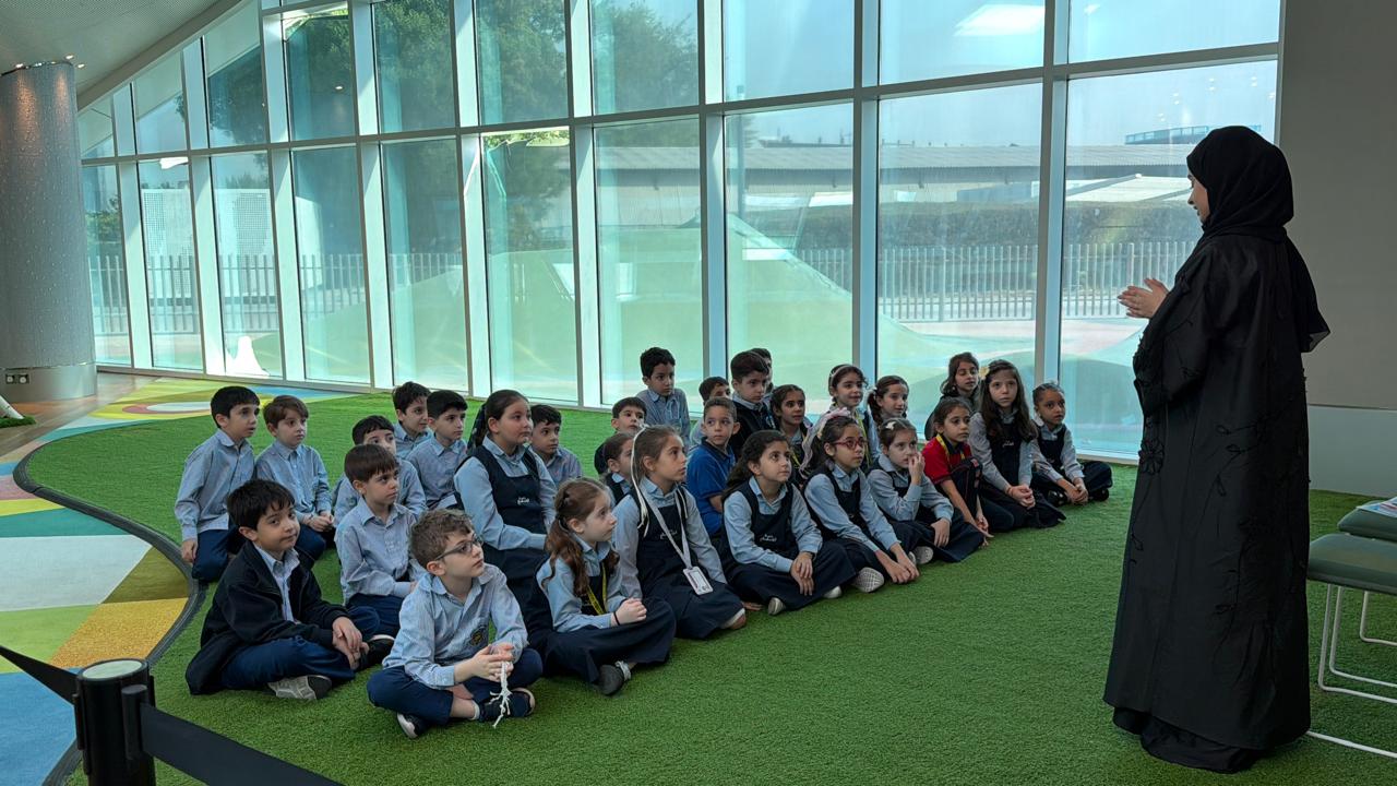 زيارة علمية ثقافية لمكتبة محمد بن راشد