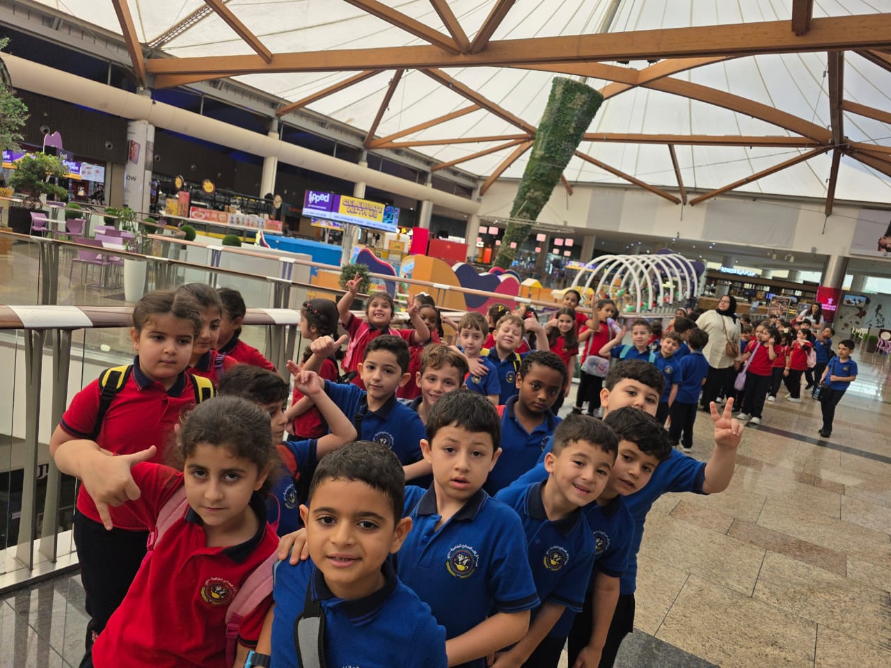 رحلة ترفيهية لطلاب الصف الاول إلى adventure land في مركز الصحارى 