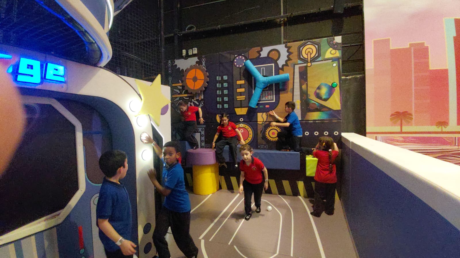 رحلة ترفيهية لطلاب الصف الثاني الى black bunny في القوز - دبي 