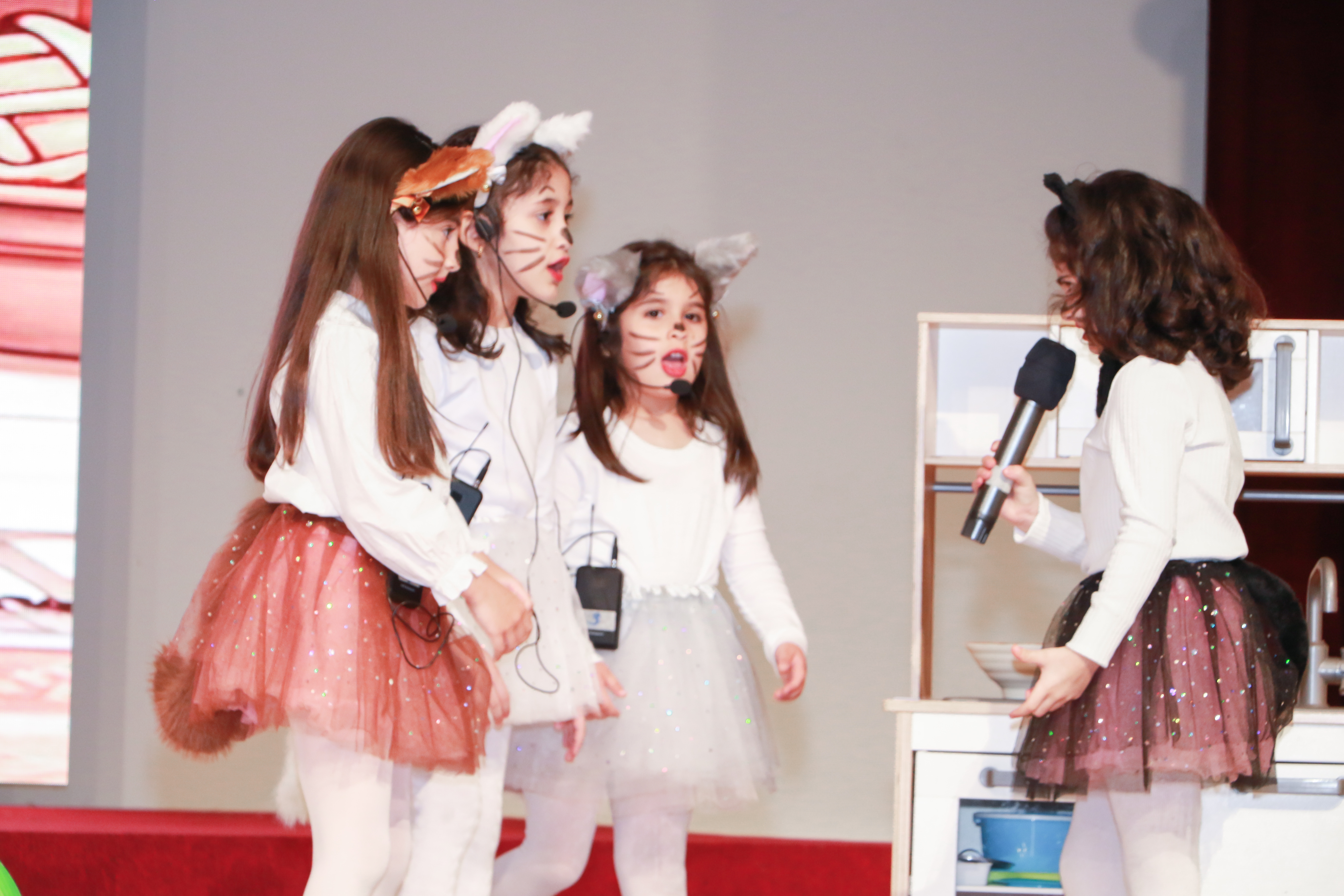 kindergarten English Hour