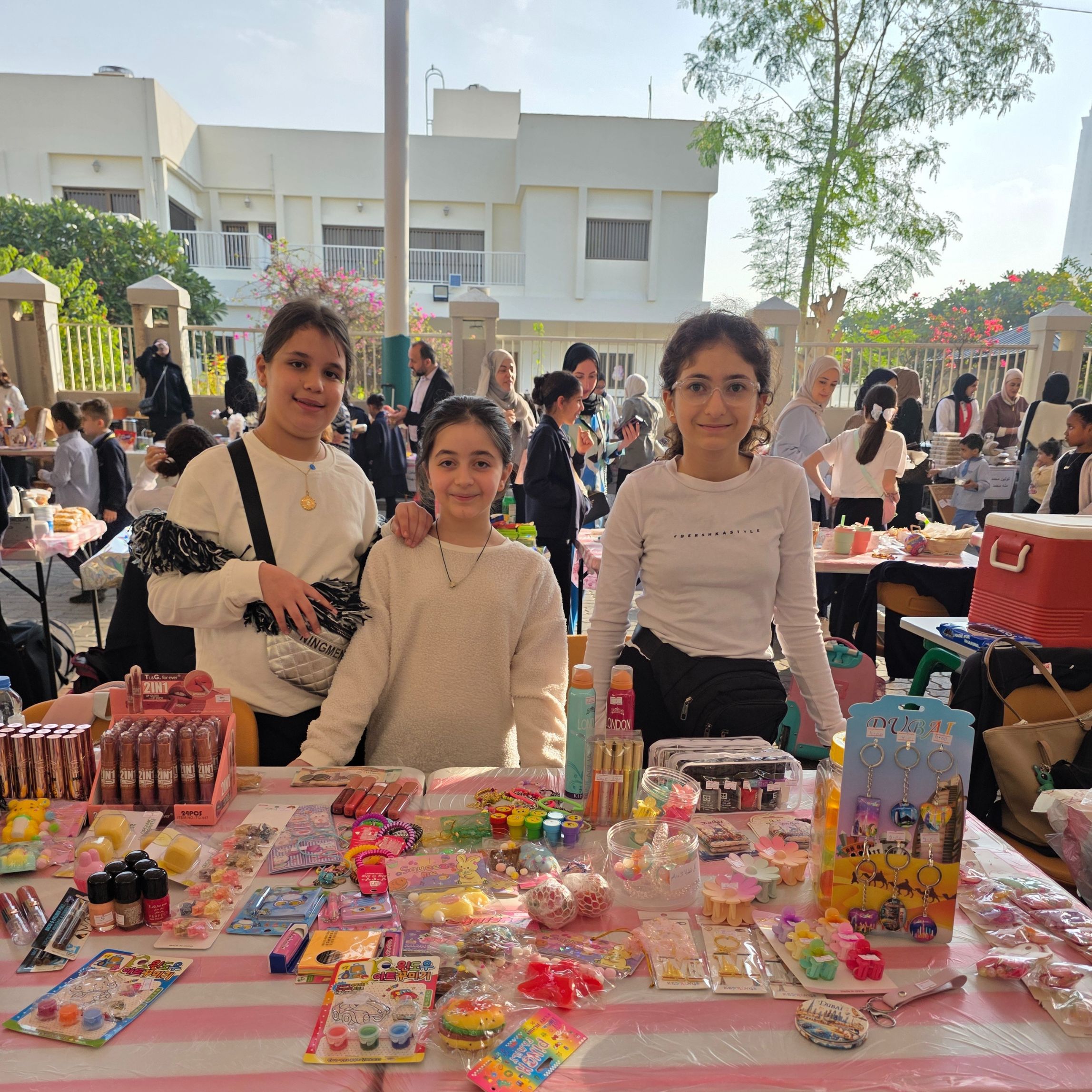 اسبوع التسوق - بنات