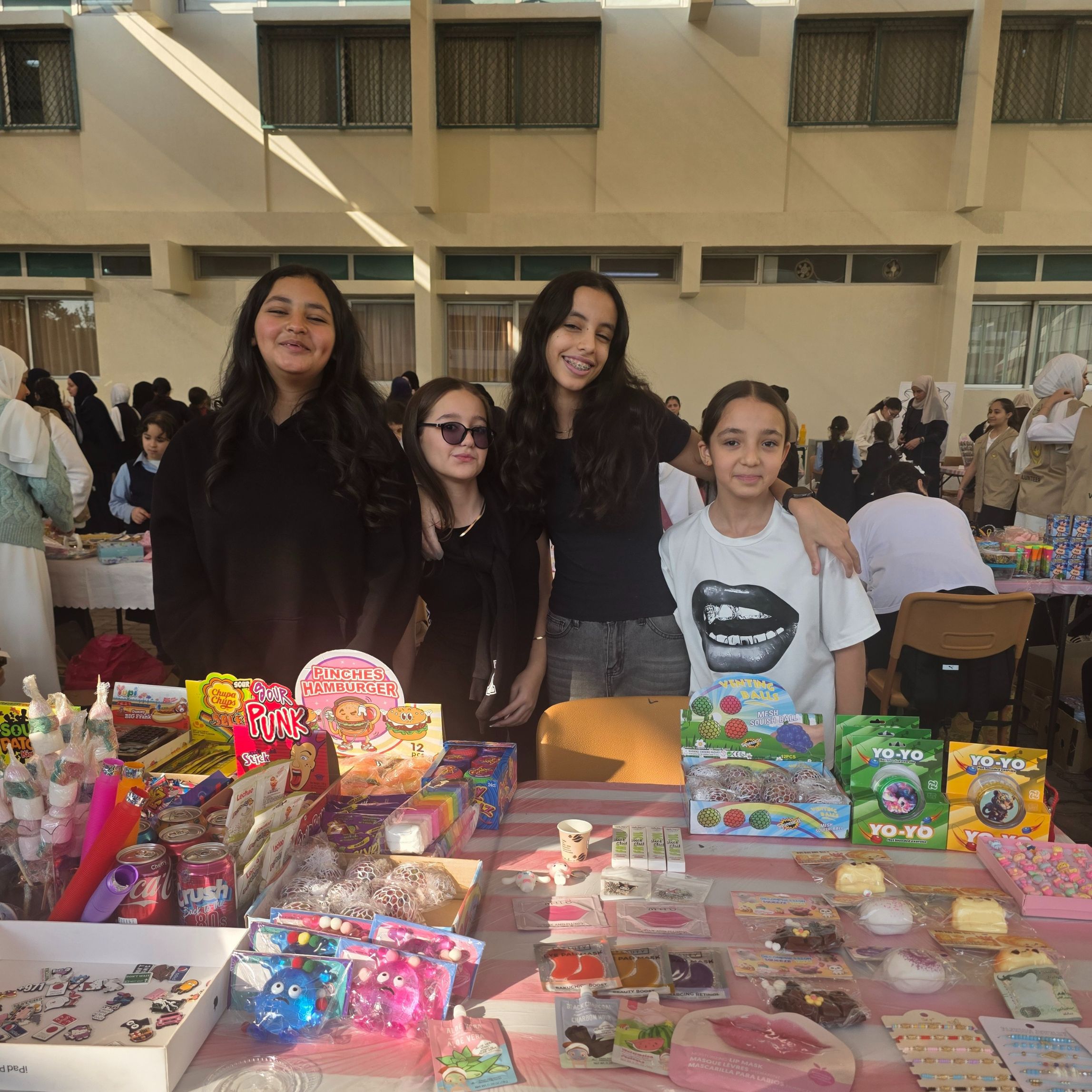 اسبوع التسوق - بنات