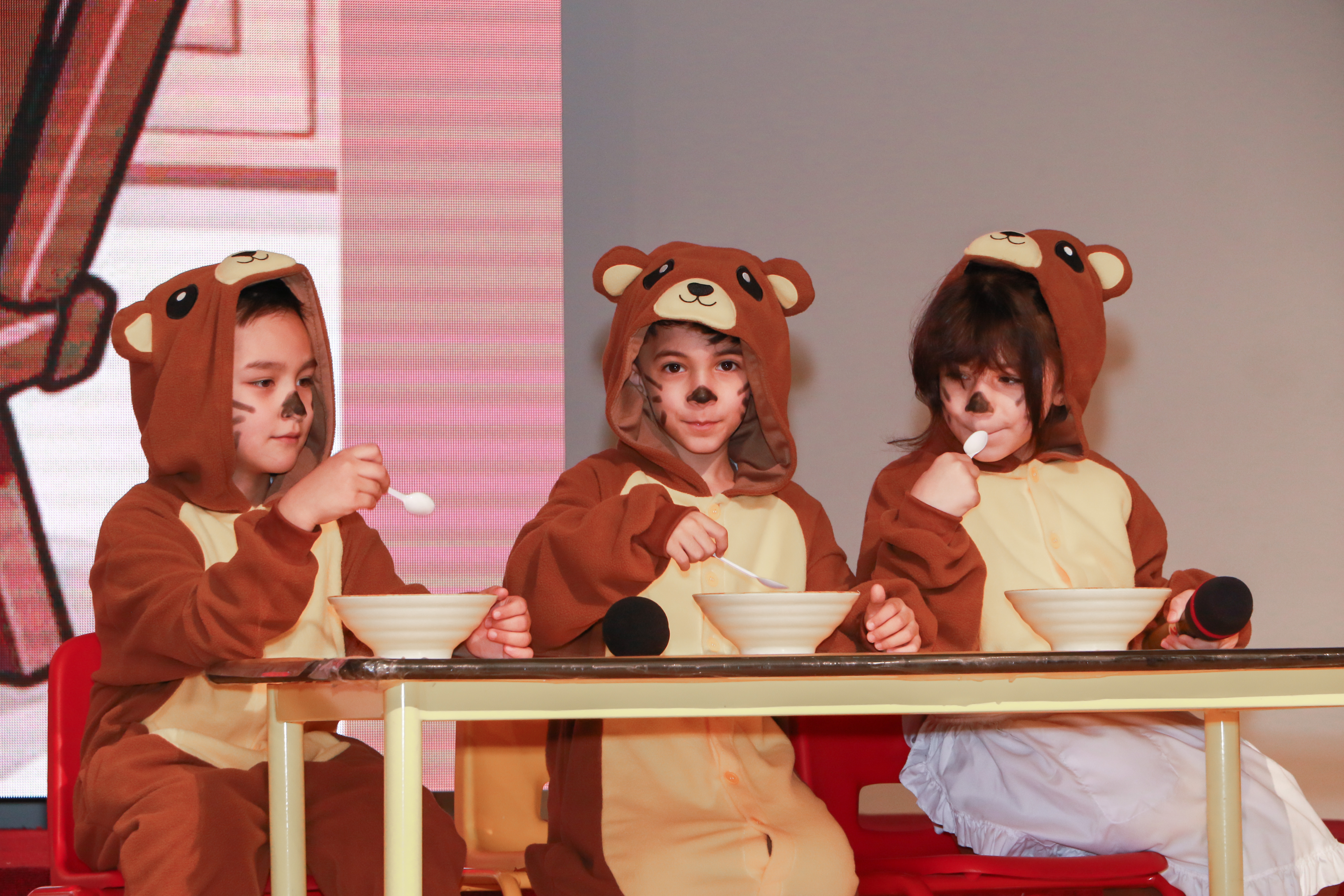 kindergarten English Hour