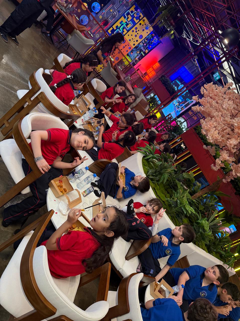 رحلة ترفيهية لطلاب الصف الثاني الى black bunny في القوز - دبي 