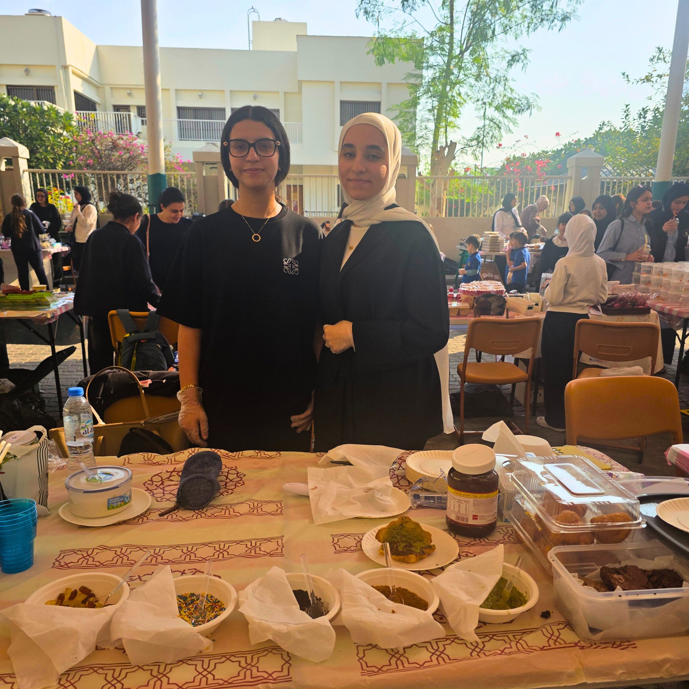 اسبوع التسوق - بنات