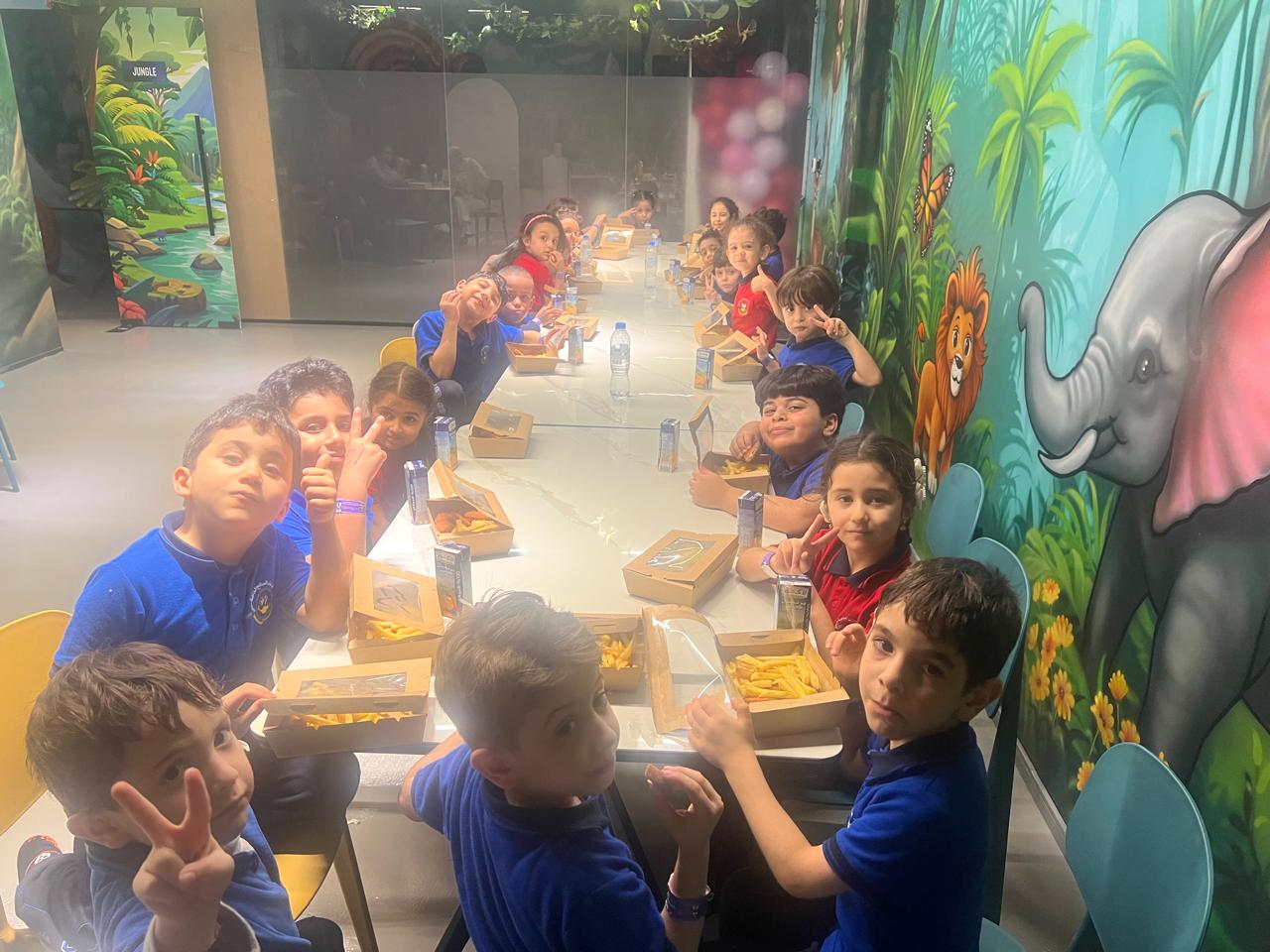 رحلة ترفيهية لطلبة الروضة الثانية إلى Black bunny في دبي