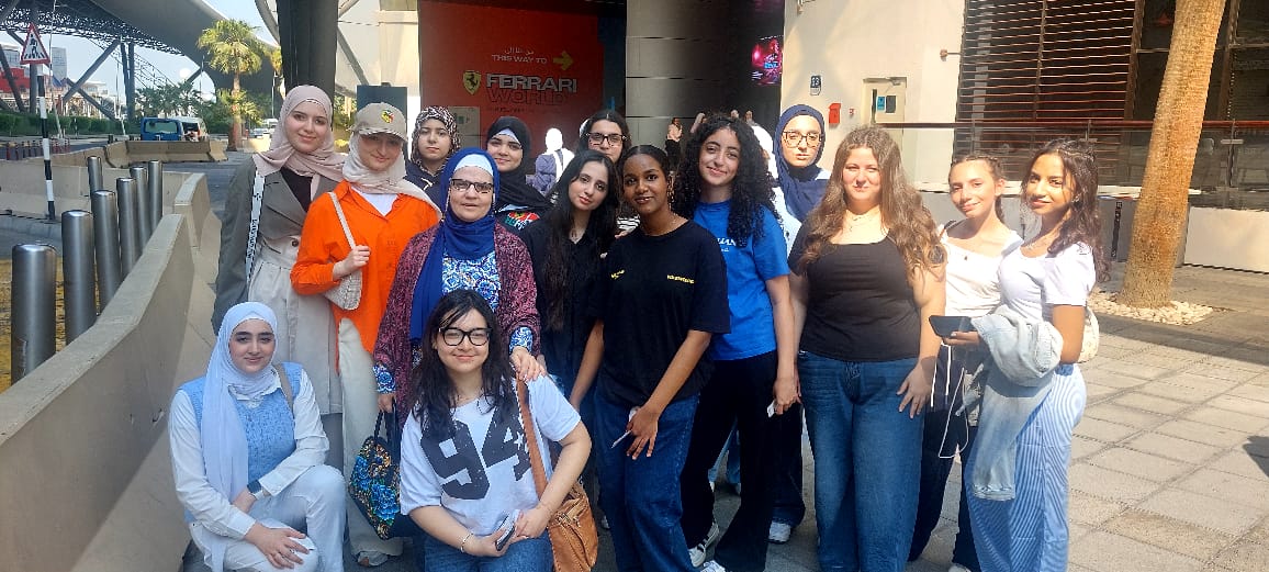 رحلة ترفيهية لطلبة الصفوف (7-10) بنات إلى (فراري وورلد) - أبو ظبي