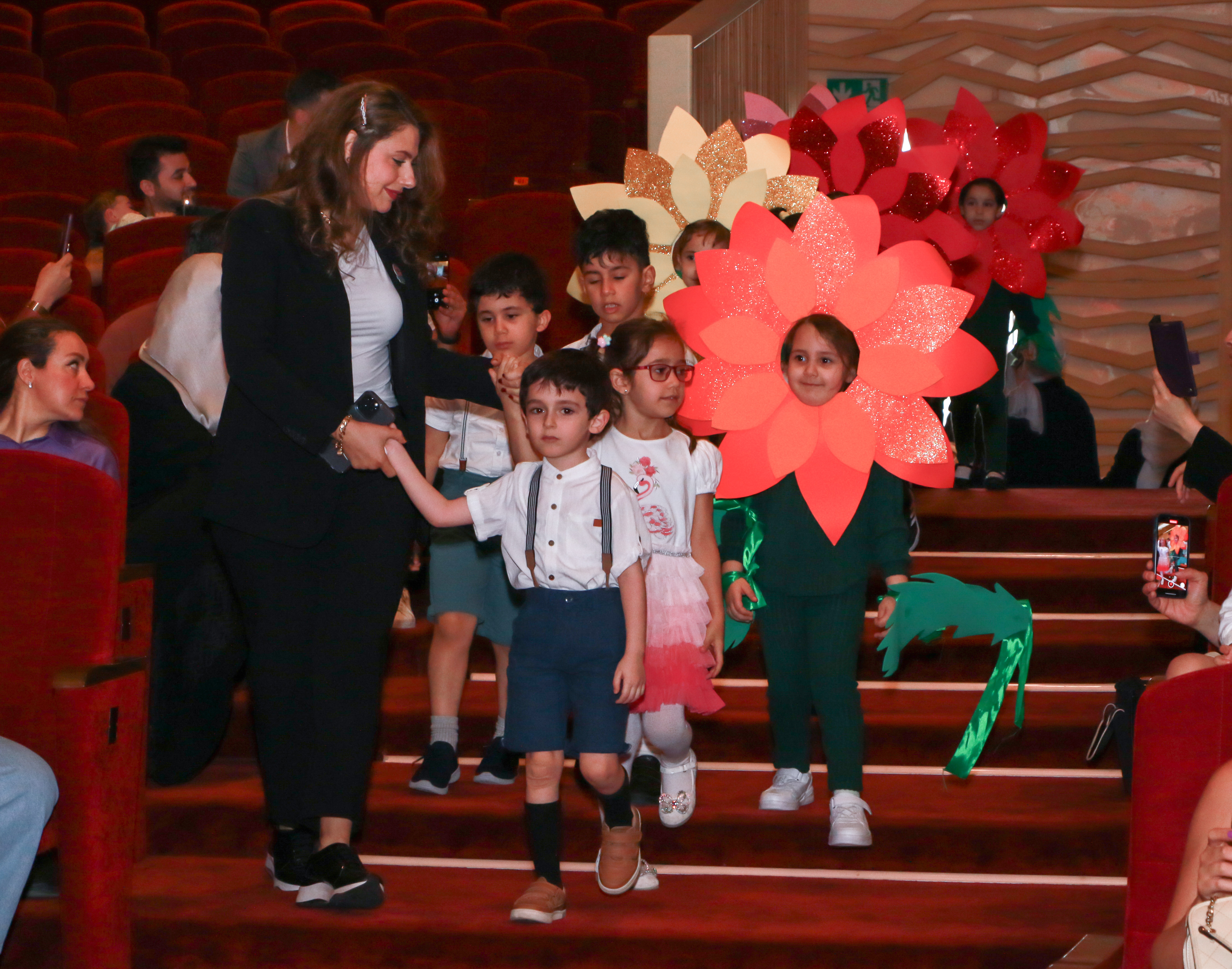 kindergarten English Hour