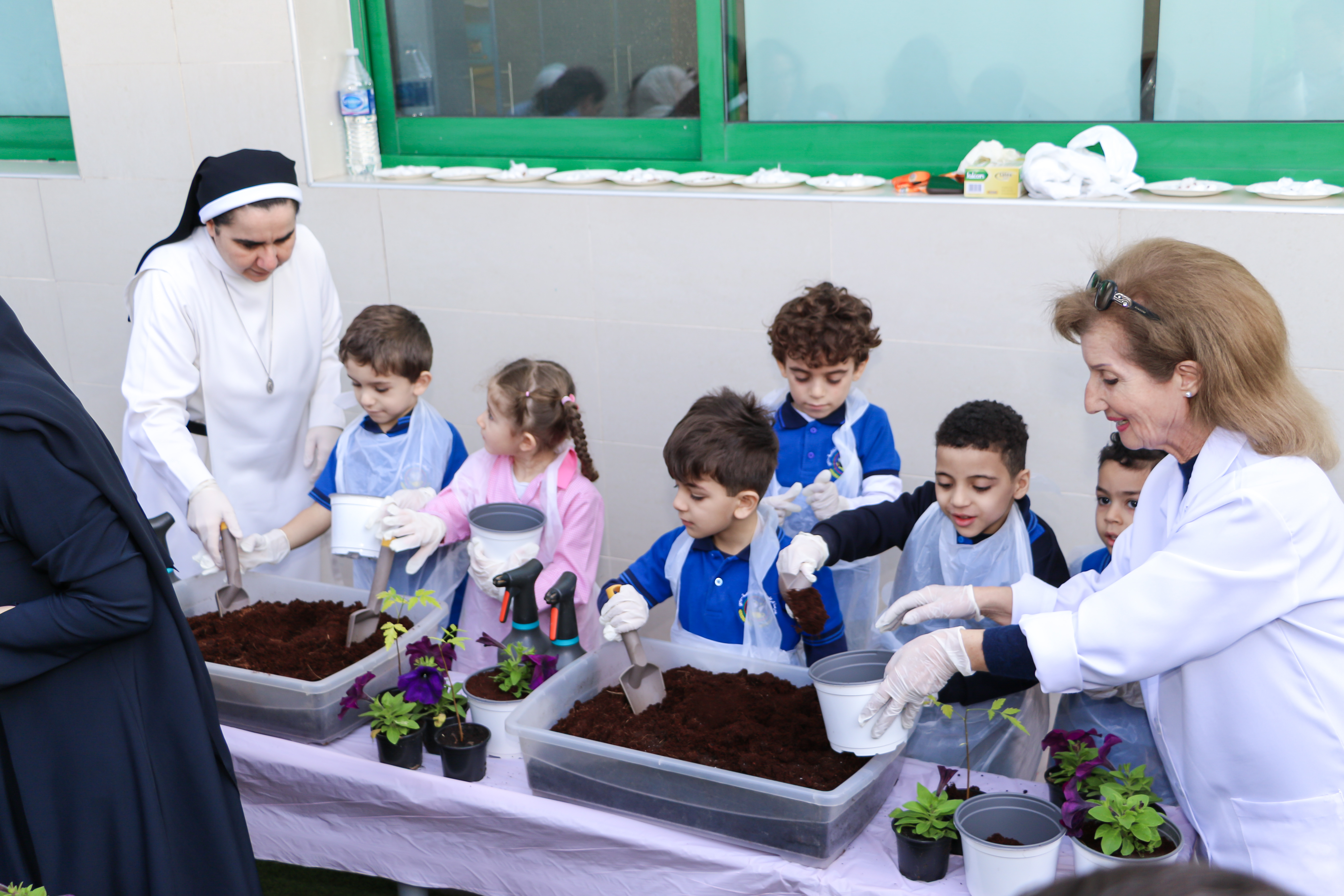 ورشة عمل زراعية ( ماذا ازرع في حديقتي ) بالتعاون مع بلدية دبي
