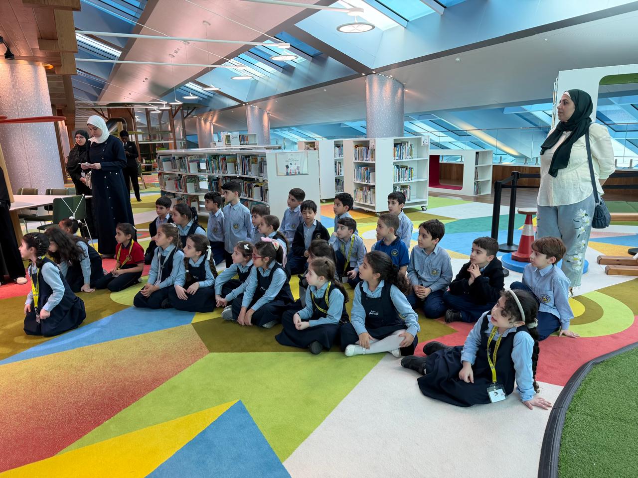 زيارة علمية ثقافية لمكتبة محمد بن راشد