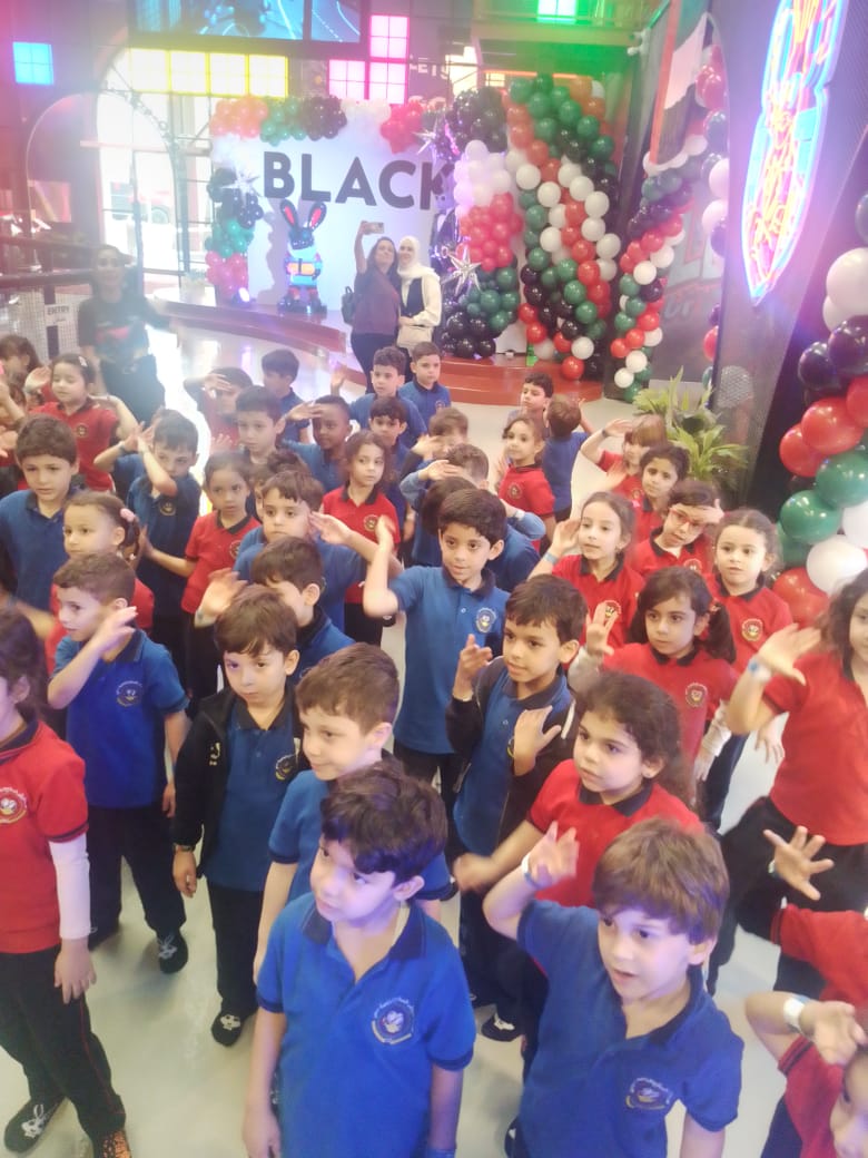 رحلة ترفيهية لطلبة الروضة الثانية إلى Black bunny في دبي