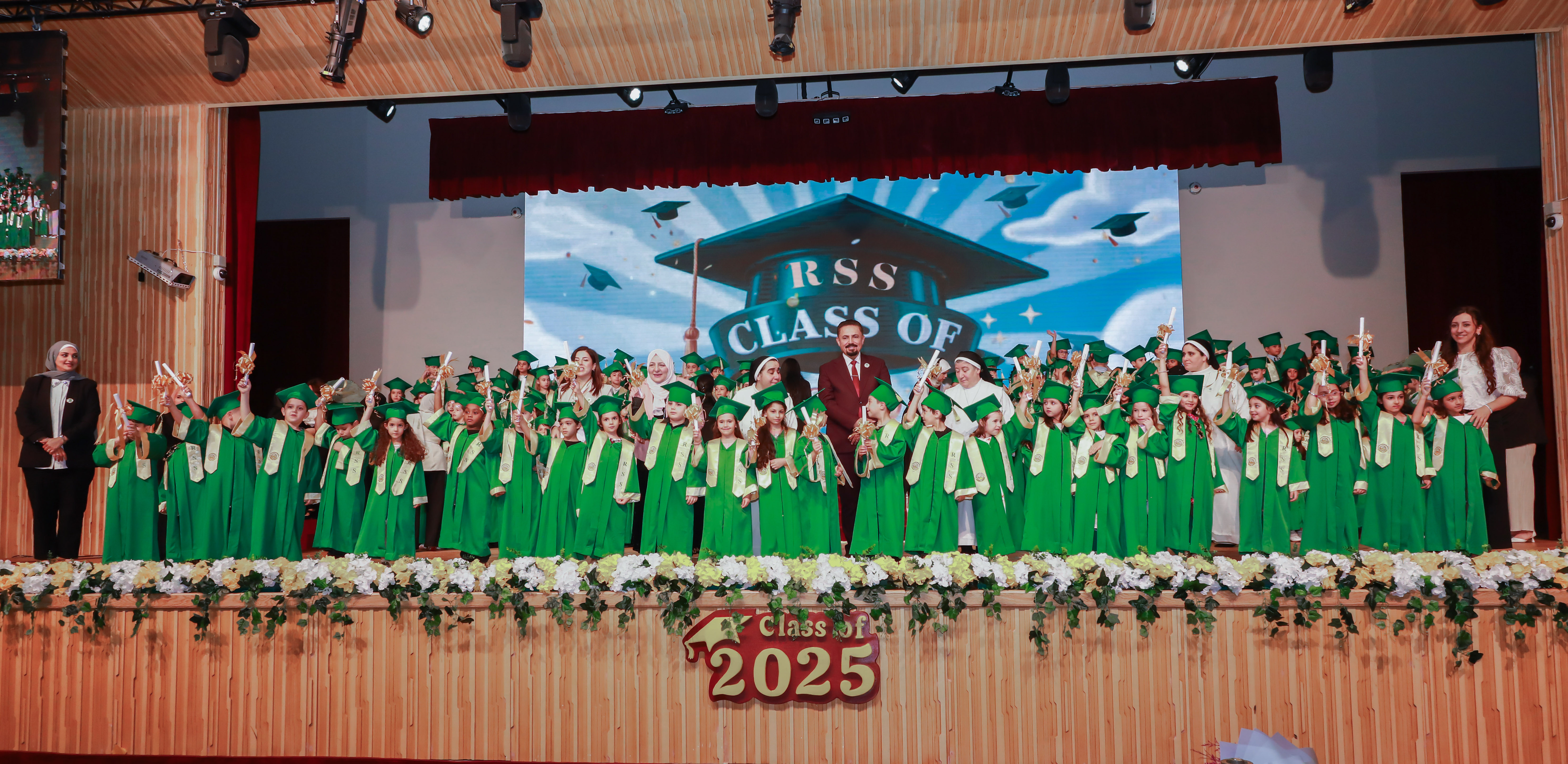 حفل تخريج الروضة 2025