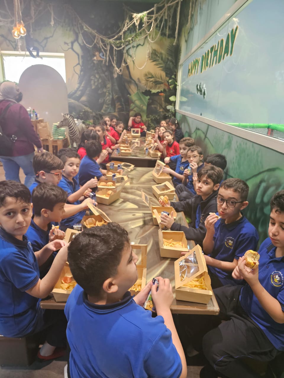 رحلة ترفيهية لطلبة الصف الثالث إلى Ready Set Go في دبي